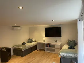The Retreat - Image 5