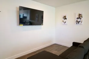 New guest house in Riverside Kingsizebed & sofabed - Image 3
