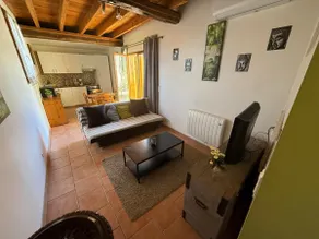 Independent accommodation with air conditioning - Image 2