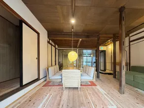 Family Stay｜10Pax · Projector · Kitchen · Laundry - Image 3