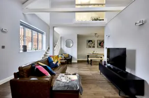 A Cozy Magical Retreat at Knightwood Oak, New Forest - Image 3