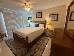 Beachside Retreat - Private Path to Ocean (200ft!) - Image 5