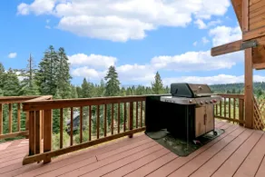 Donner Vistas: Beautiful Views, Weber BBQ, Games - Image 4