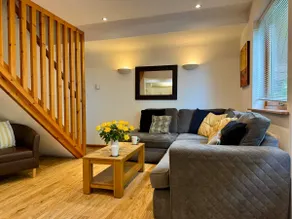 Acorn Lodge for Six with Hot Tub - Devon - Image 3