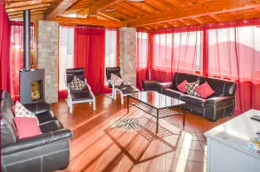 Freistehendes 4 Schlafzimmer Villa mit herrlichem Blick auf den See und einen privaten Pool - Image 3