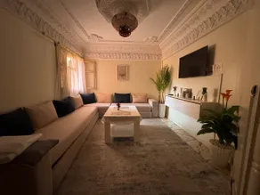 Only 5-minutes walk to airport, your perfect choice for an early or late flight - Image 4