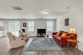Prime Location Perfect for Families - Image 2