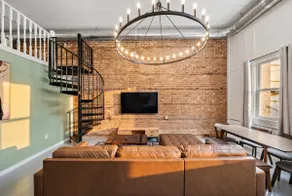 Central Flat in Historic Downtown Galveston - Image 3