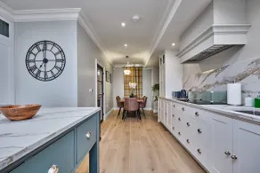 Stunning Seafront House in Carnlough with hot tub* - Image 5