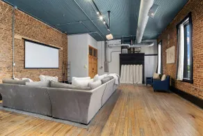 Loft 104 - Image 3