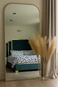 3 KING Beds • Free Parking • Stylish Urban Getaway - Image 5