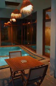 Unique character and smart luxury with a warm pool and Jacuzzi - Image 4