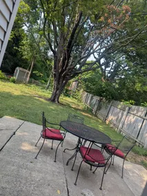 Spacious 4 bedroom Beauty minutes from SU - Image 3