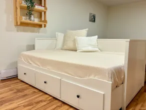 Cole Harbour Hideaway • Hot Tub & Nature Trails - Image 5