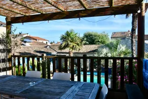 Apartment with pool in the heart of St Georges - Image 5