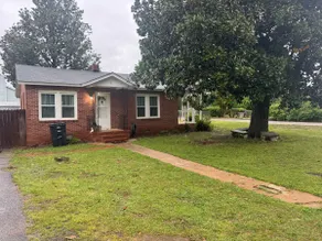 6.8 miles from the Masters golf course - Image 2