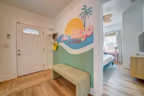 Downtown Boho Bungalow w/ Spa, Fire Pit & Parking - Image 4