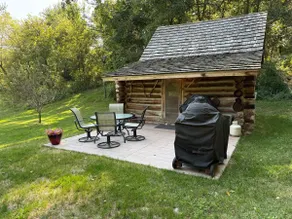 Remington’s Rock View Retreat - Image 4