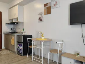 The Cozy Quarters - Image 2