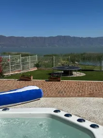 Beautiful Lake View Property - Image 2