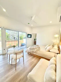 Beachside Villa - walk to Coolum - Image 4