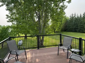 Maple Ridge Retreat - Image 2