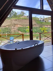 Jatobá Cabin - Image 4