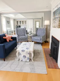 Cozy Guest Suite with Fireplace - Image 3