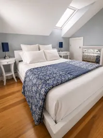 Cozy Guest Suite with Fireplace - Image 4