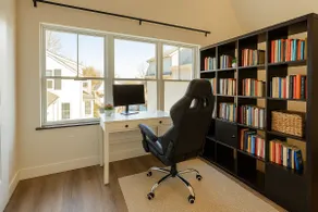 Cozy Private Loft, Easy Access to Boston - Image 5