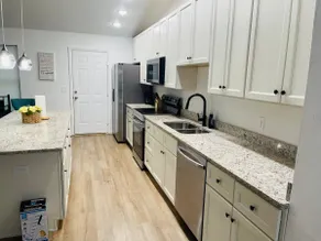(5BR/2BA) Brand new house for travelers - Image 2