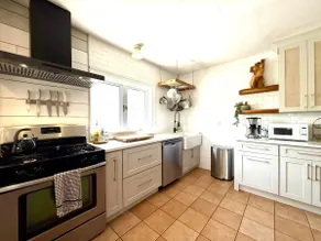 2000 sq foot Beach house apartment by the sea - Image 3