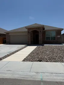 Stylish Stay in Oil Country - Image 3