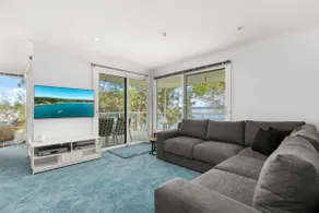 Island Point by Experience Jervis Bay - Image 5