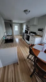Fully Renovated Cottage - Image 4