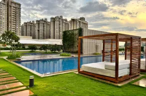 5 Star Luxury Flat in Leela Residence - Image 4
