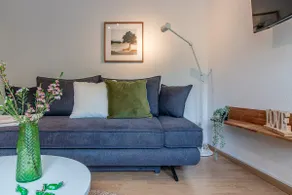 ErzGlück Modernes Dachgeschoss-Apartment I nahe Altstadt I Stellplatz & Waschmaschine - Image 4