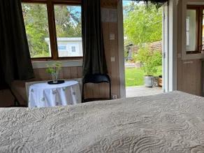 Archipelago idyll near Stockholm – cozy guest cottage - Image 4