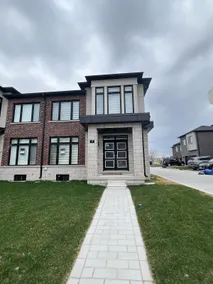 Brand New House Self check-in & Parking - Image 5