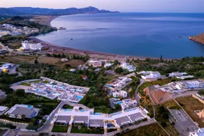 Lindia Athena Luxury Villas - Image 4