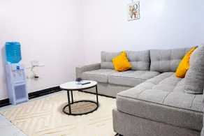 Cozy and Stylish | Quite a Gem. - Image 2