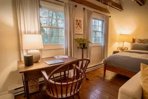Private studio near RI University and beaches - Image 3