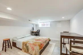 Philly Gem w/ rooftop and patio: 1 Mi Center City - Image 2