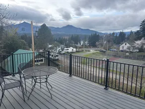TheBigHouse - with brand-new Hot Tub - Image 3
