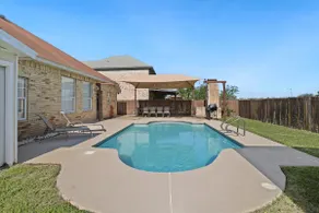Fun Pool House - Image 4