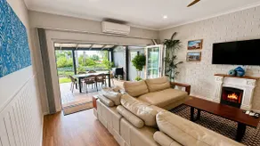 Galley Cove House - Image 2