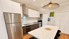 Galley Cove House - Image 3
