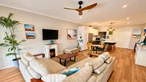 Galley Cove House - Image 5