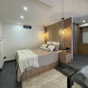 Double-height apartment - Image 3
