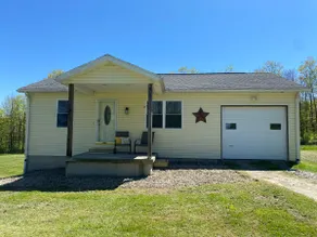 Country home in rural Falconer. - Image 2